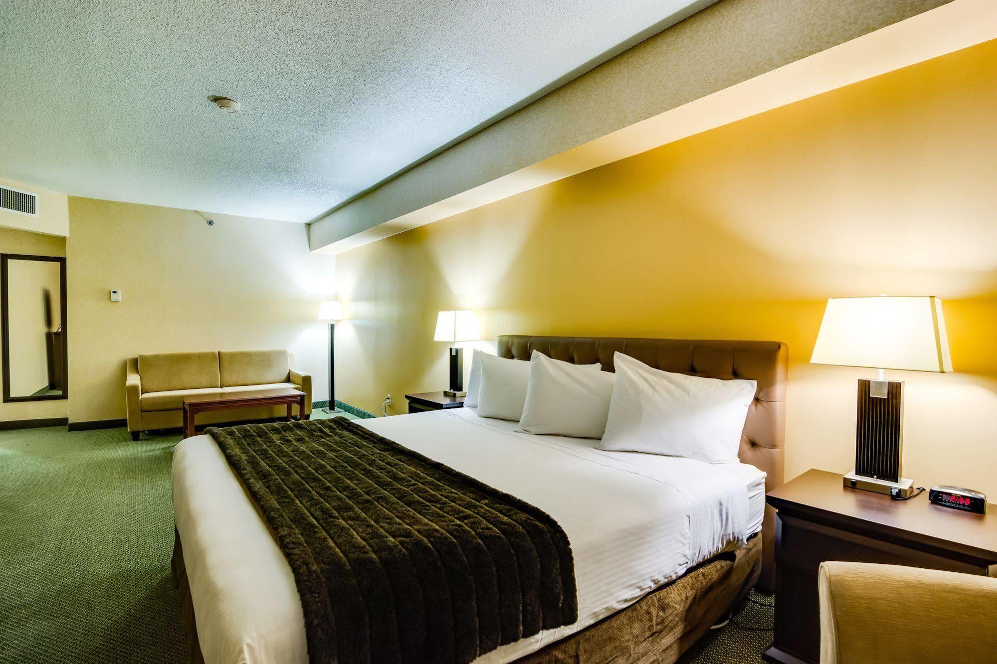 Sawridge Inn And Conference Centre Edmonton South Exterior foto